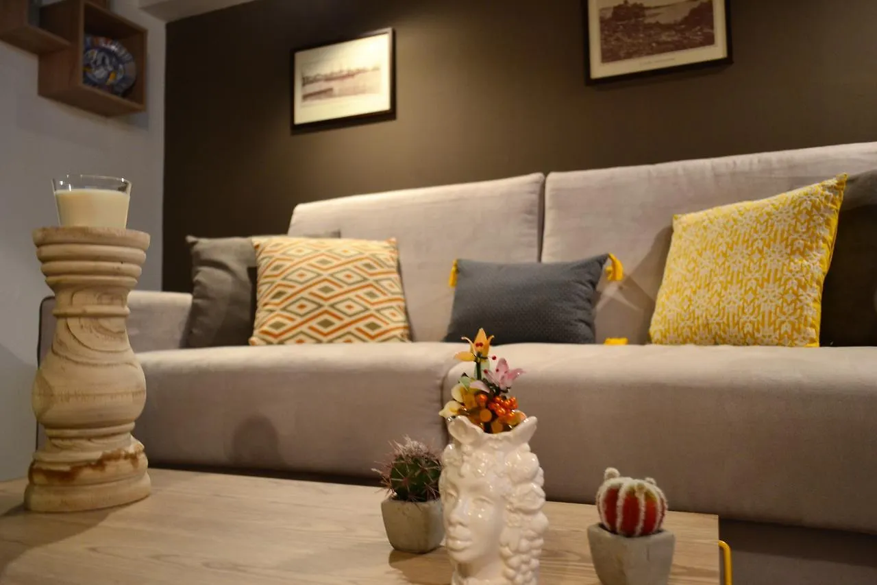 Il Vicoletto Guest House CTA Italien